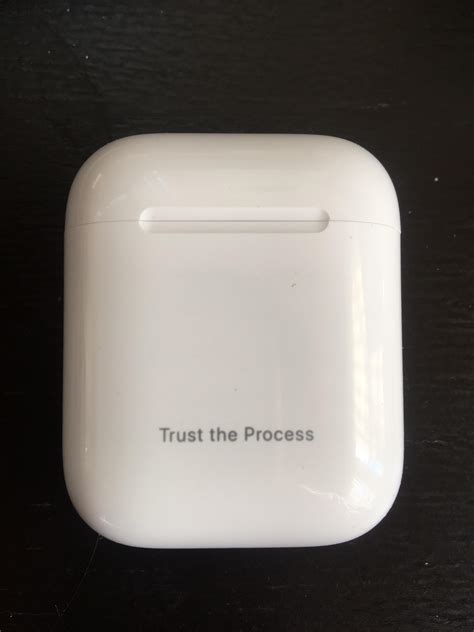 airpods free engraving.